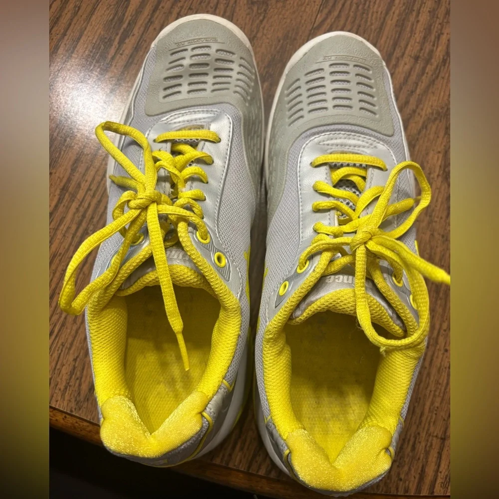 Women’s Prince tennis shoes 9.5 - Picture 7 of 7